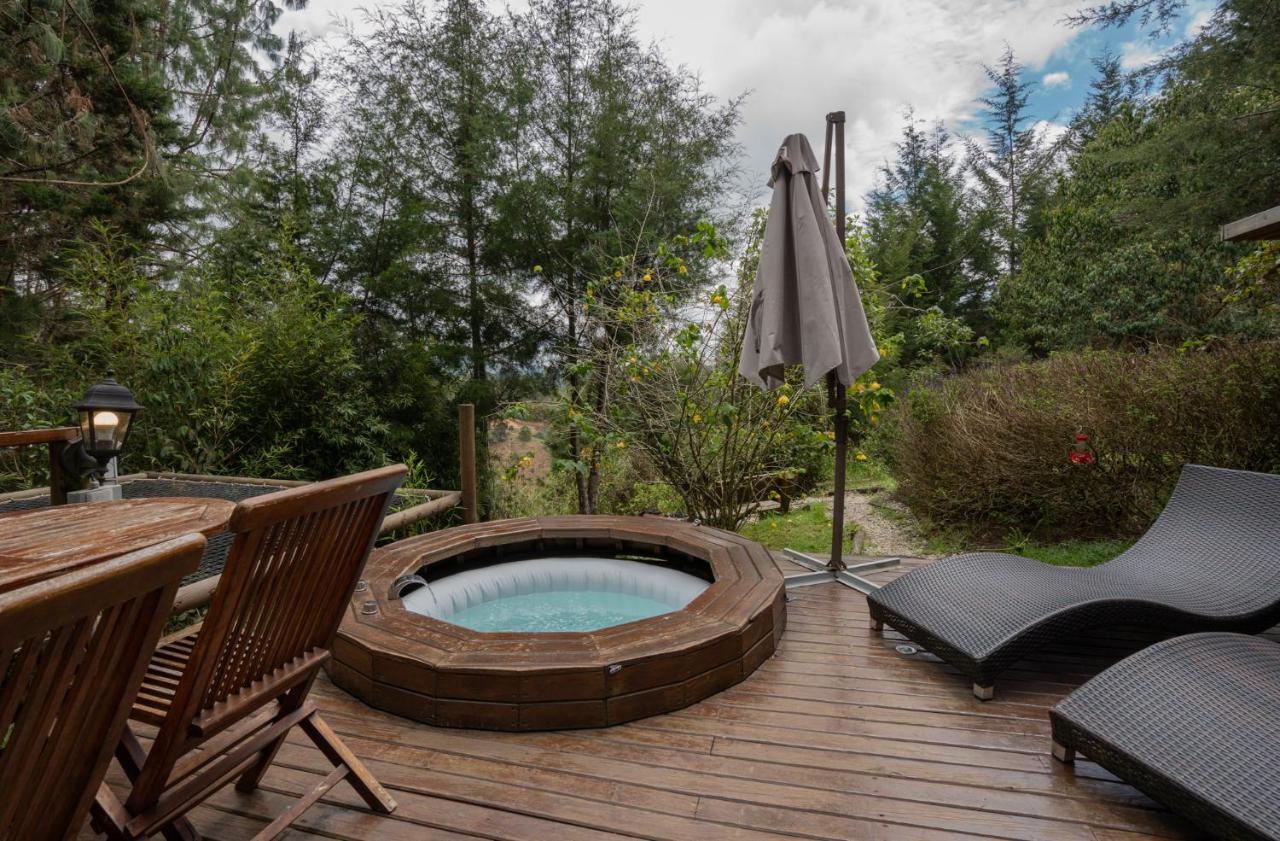 Bubblesky Glamping 40 Min From Medellin Hotel El Retiro  Buitenkant foto